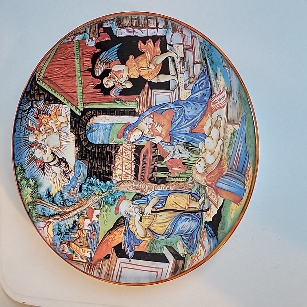 Magnificent Collector The Nativity Pedestal Stool Dish